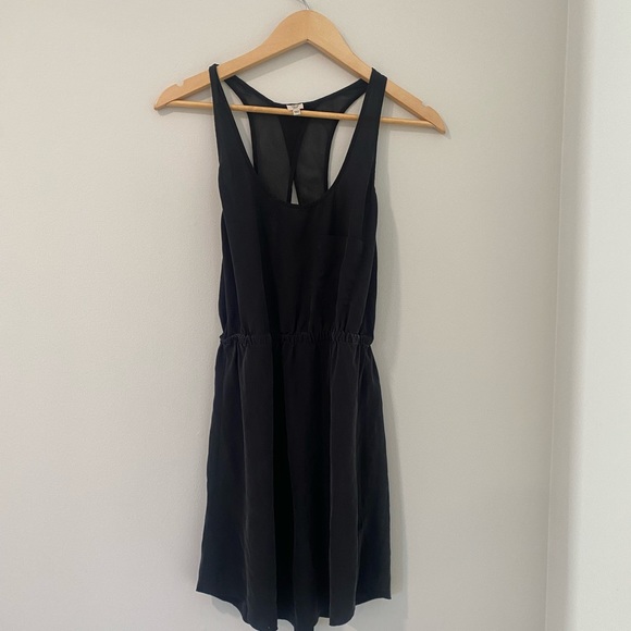 Wilfred aritzia 100% silk dress - Picture 1 of 3